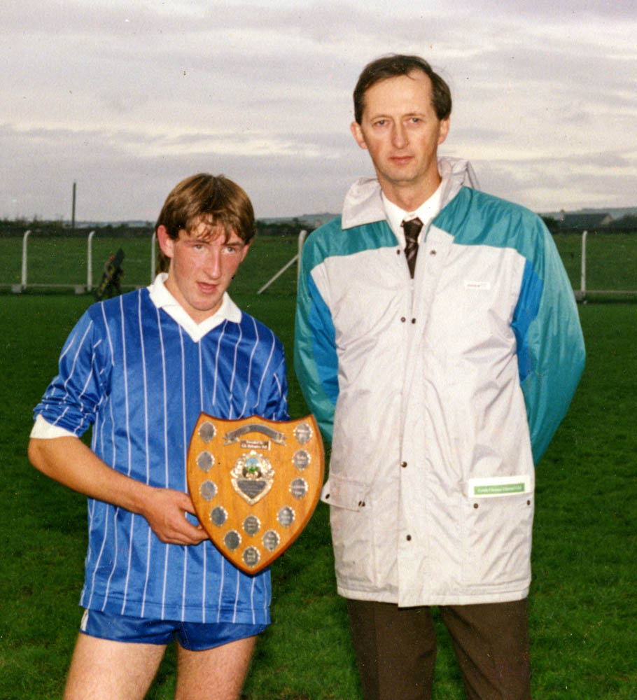 Mikey Griffin (captain) received the Co. U-16 Inter-Divisional Trophy