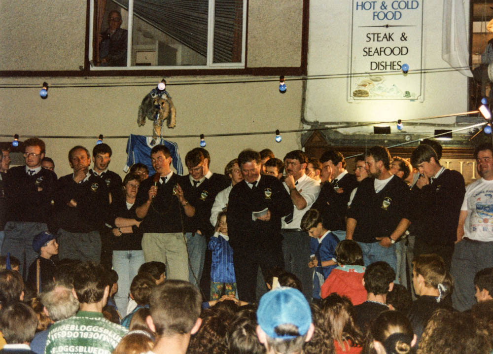 James O Shea (capt.) addressed the Laune Rangers supporters in The Square 1993